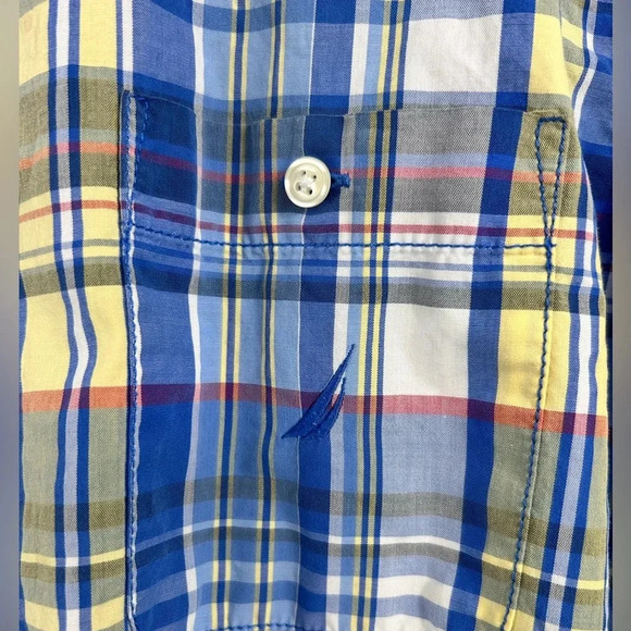Nautica Made in Mauritius casual button up shirt, L, Vintage Plaid Crisp Cotton - Picture 5 of 7